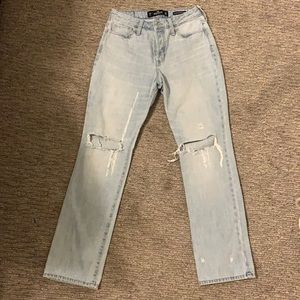 Hollister High Rise Vintage Straight Mom Jeans